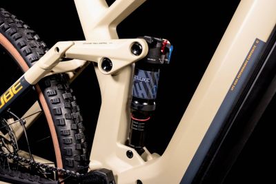 Cube Stereo Hybrid 140 HPC RACE 625